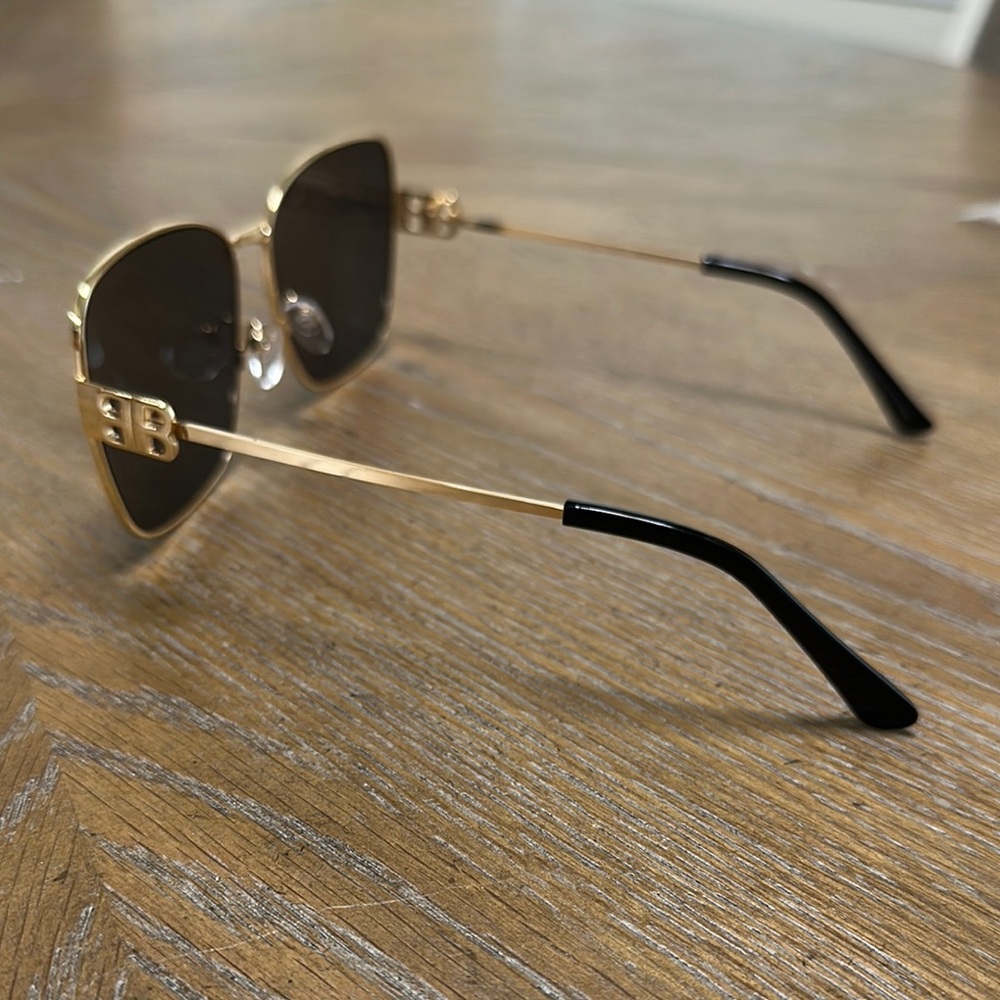 Balenciaga Gold and Black Modern Sunglasses - Picture 3 of 6